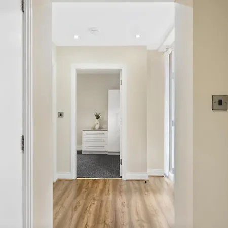 Apartment Boutique - Parking - Sleeps 4
